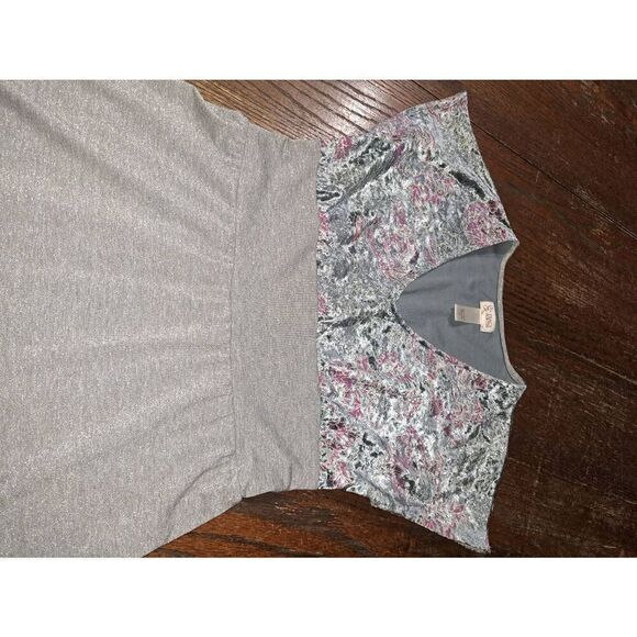 6/8 Tracy Porter Grey Pink Cream Short Sleeve VNeck Metallic Velour Velvet Dress - Picture 2 of 4